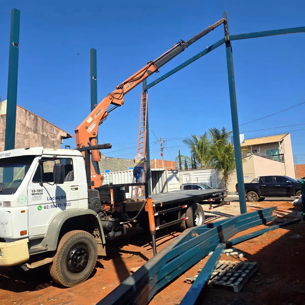 Locação de caminhão Munck em Goiânia
